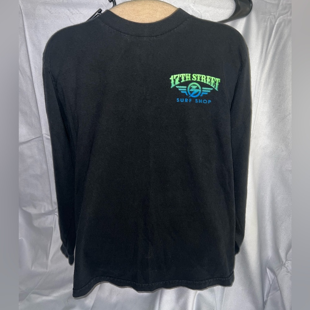 17th street long sleeve